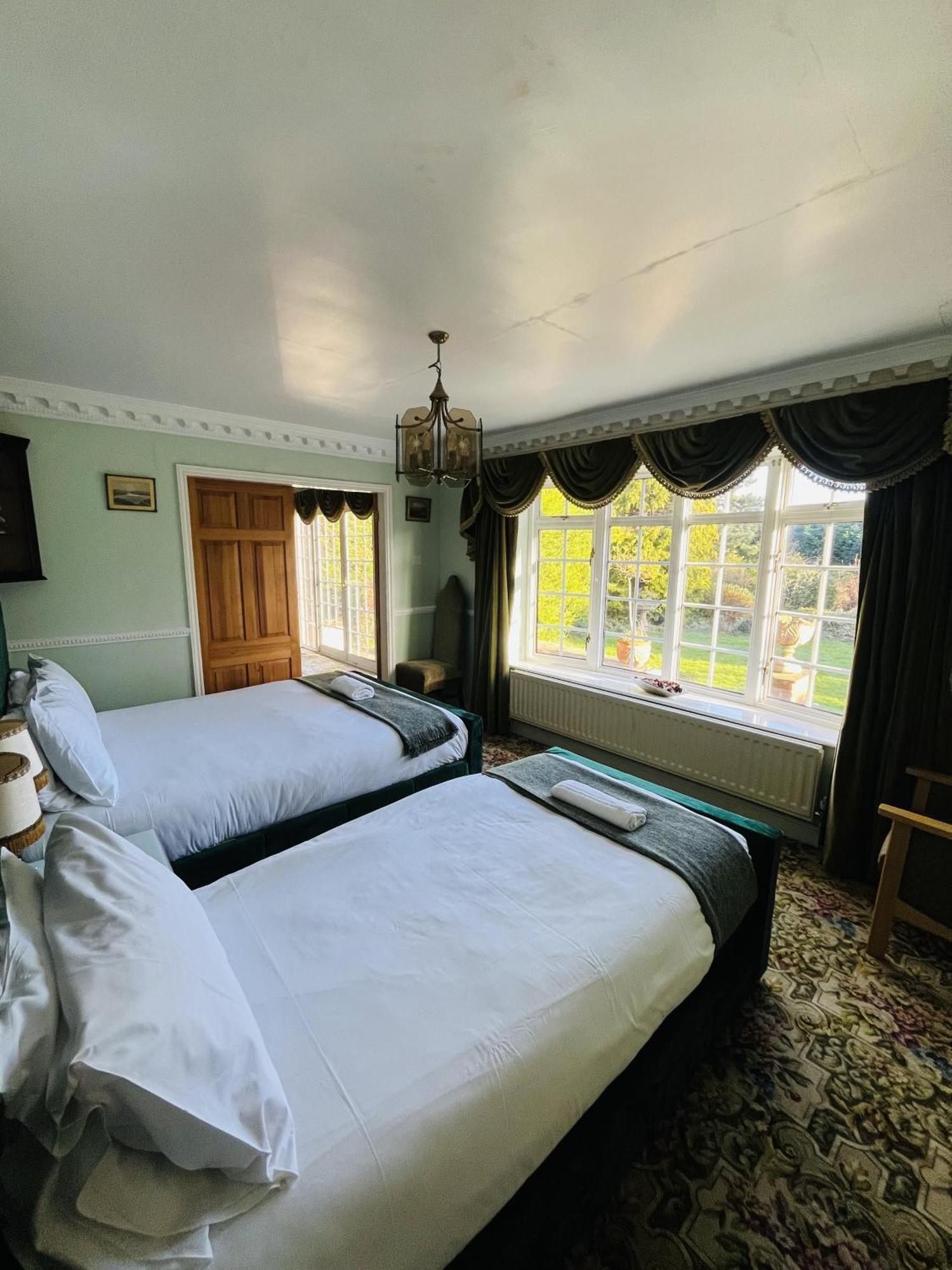Unwind In Comfort At Cosy Caradus Free Parking Birmingham Esterno foto